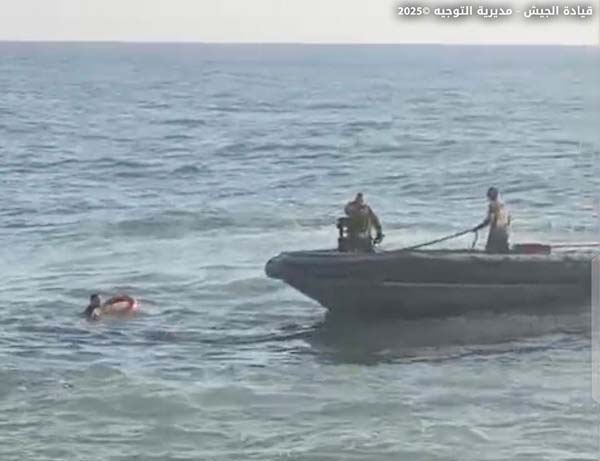 إنقاذ شخصَين من الغرق مقابل مرفأ صيدا التجاري القديم