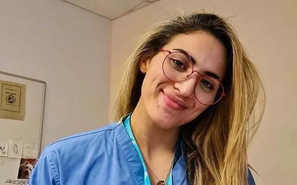 تعليق عمل طبيبة في بريطانيا بسبب منشورات معادية لـ إسرائيل