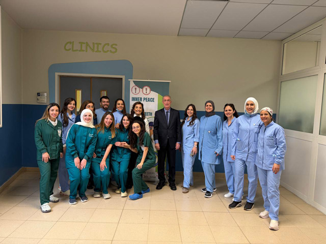 نشاط توعوي حول صحة أسنان الأطفال في كلية طب الأسنان