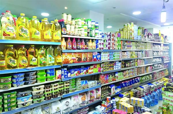 أسعار المواد الغذائية "تحلّق"... ما الأسباب؟