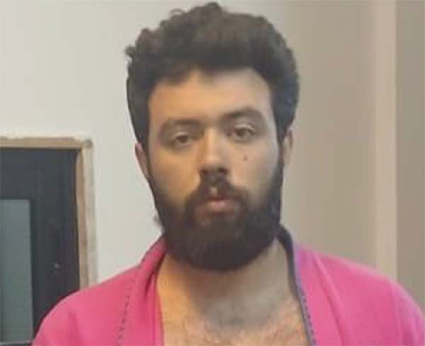 تعميم صورة شاب مجهول الهويّة، هل من يعرف عنه شيئًا؟