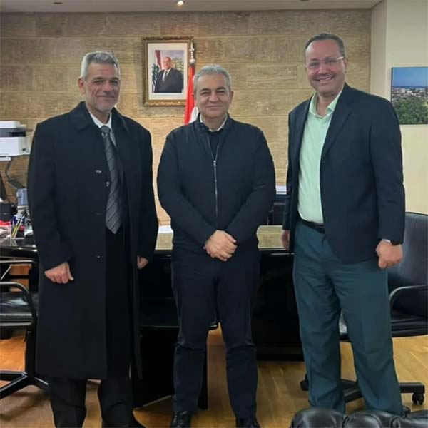 رئيس بلدية صيدا يستقبل مدير مستشفى الهمشري ويؤكد تعزيز التعاون الصحي والإنساني