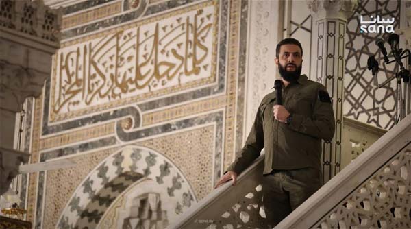 الرئيس الشرع في ذكرى التحرير: أيّها السوريون أطيعوني ما أطعتُ الله فيكم.. سنعيد سوريا قوية وعادلة