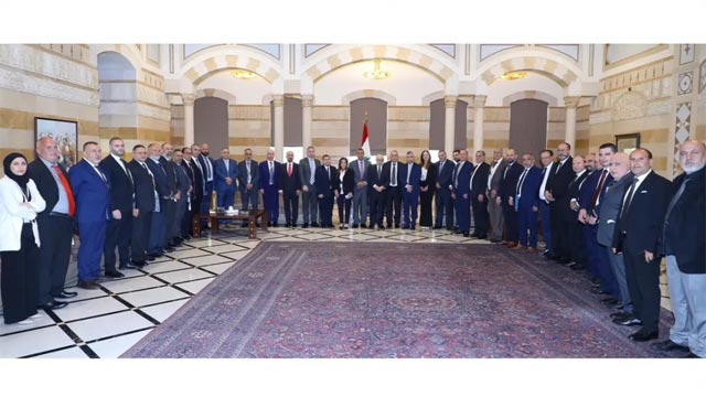 سلام اكد إطلاق مناقصة مطار القليعات في 13 ايار