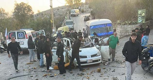 استشهاد شخص باستهداف سيارة في الطيري وإصابة طلاب في حافلة مدرسية خلفها