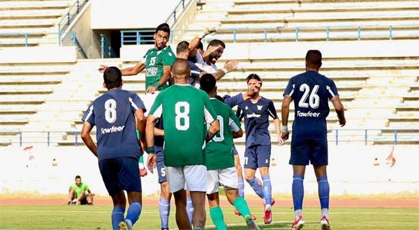 الأنصار توج بكأس بطولة الدوري في المدينة الرياضية واحتفالات شعبية في الملعب البلدي