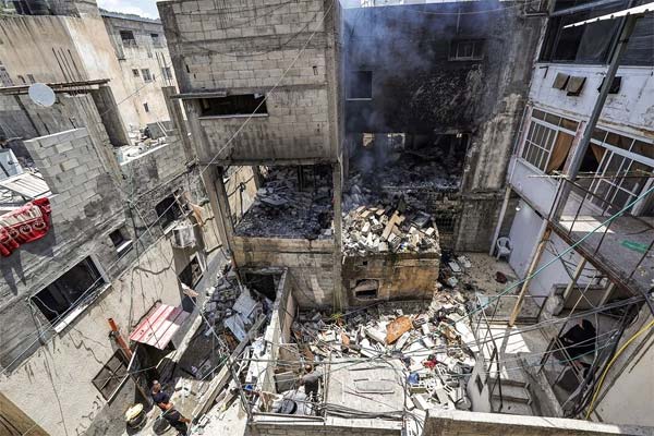 مستشفى غزة الأوروبي يخرج عن الخدمة..ومليارات عربية لسيد القصر