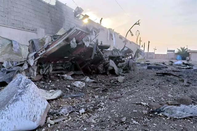 إصابات بصواريخ إيرانية على حيفا وإسرائيل تتوعّد طهران بضرب منشآت الطاقة