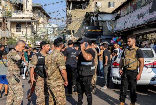 بعد تسليم السلاح... بوادر انفراج في ملف الحقوق الفلسطينية بلبنان