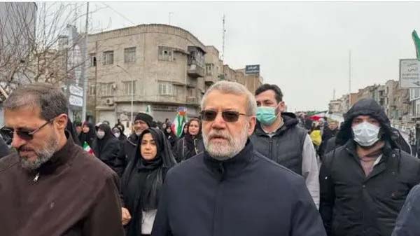 التلفزيون الايراني: لاريجاني شارك في مسيرة "يوم القدس" في طهران