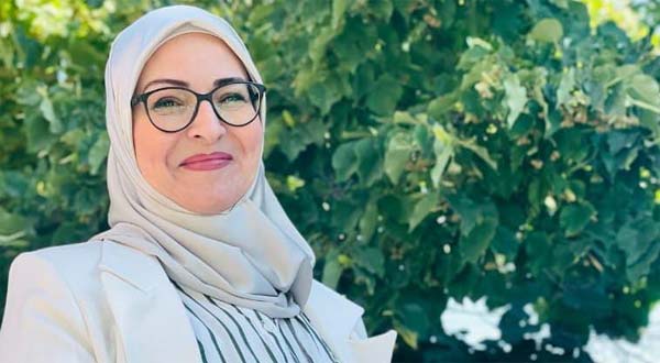 الدكتورة وديان مرتضى تتصدرعالم الترجمة عبر تنفيذها برنامج للترجمة الفورية