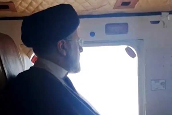 تواصل البحث عن مروحية الرئيس الإيراني