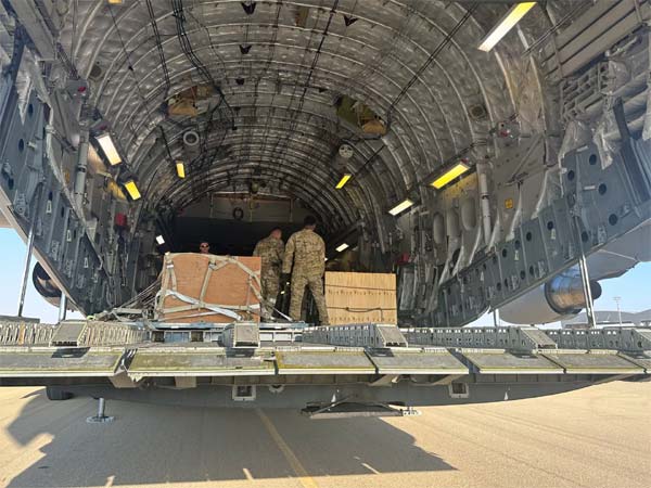 وصول شحنات ذخيرة إلى إسرائيل لمواصلة استهداف إيران.. و تل أبيب تبلغ واشنطن بنقص "حرج" في صواريخ الاعتراض..  