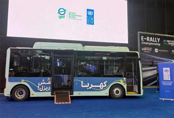 باصات على الطاقة الشمسية: محاولات لجعل بيروت صديقة للبيئة على مستوى النقل المشترك