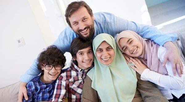 هل من حق المجتمع أن يتدخل في شؤون الأسرة؟