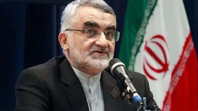 بروجردي لترامب: لن نتركك وشأنك وسيطرتنا على مضيق هرمز أبدية