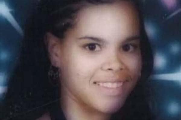 أم تلفظ أنفاسها بين ذراعي ابنتها بعد 24 ساعة من التعذيب