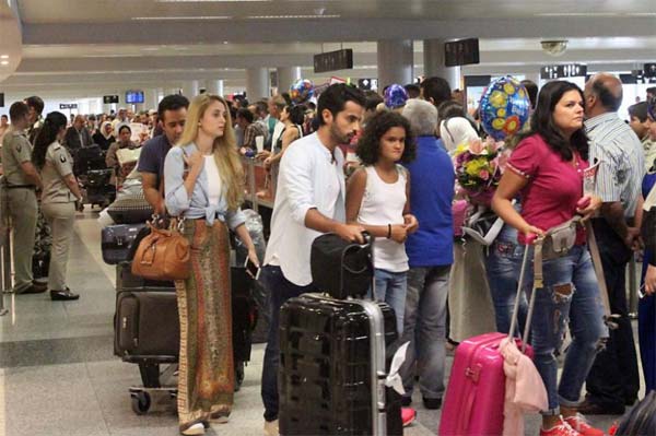 "حزب الله" يجرّ المغتربين اللبنانيين في الخليج إلى دوامة المراقبة والخوف