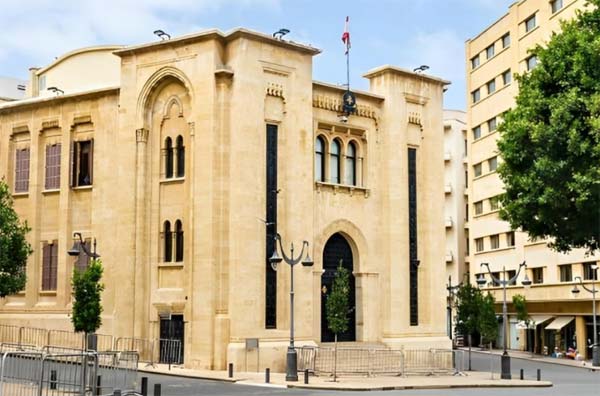 الدولة على وشك تكرار سيناريو الانهيار... نفقات إضافية وقروض متراكمة بلا إصلاحات