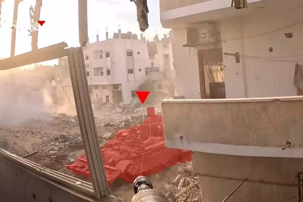 مقتل 3 جنود إسرائيليين وجرح 15 في كمين مركب بغزة