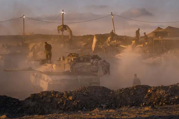 هآرتس: آلاف الجنود الإسرائيليين يتركون الخدمة بسبب أهوال غزة