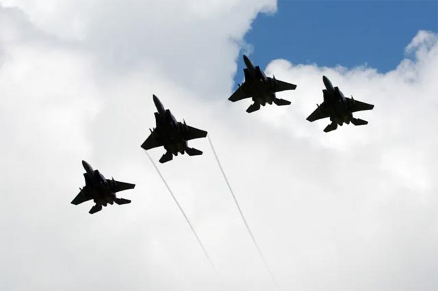 مئات الكوماندوز وغطاء جوي كثيف.. تفاصيل إنقاذ الطيار الأمريكي الثاني في عمق إيران