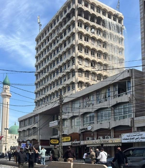 بلدية صيدا: المبنى المستهدف خالٍ تماماً من أي مظاهر أو منشآت عسكرية أو حزبية