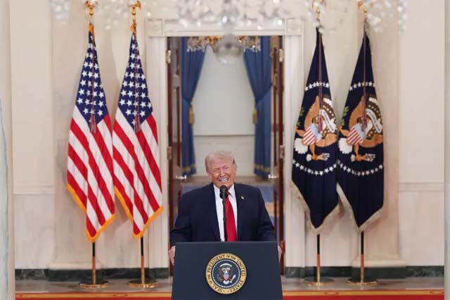 ترمب: سنواصل الحرب ونضرب إيران بقوة ونعيدها للعصر الحجري الذي تنتمي إليه