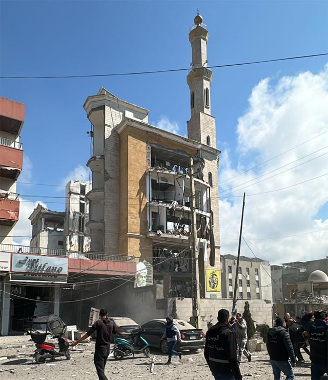 مجزرتان في صيدا اليوم... 12 شهيد وأكثر من 50 جريحا..