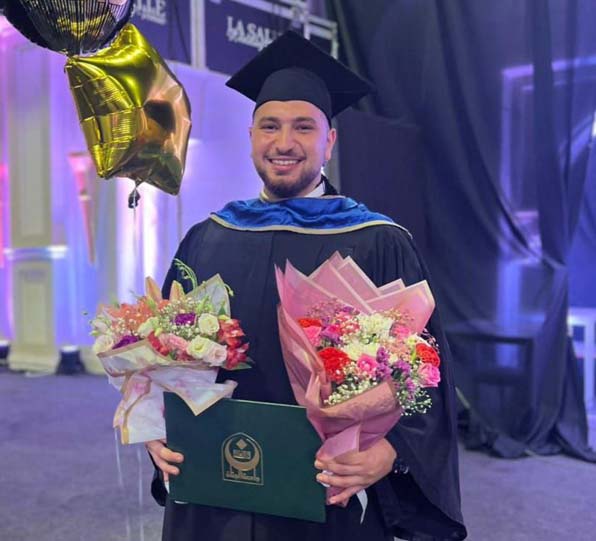 وجيه محمد حنقير ممرض قانوني بـ "درجة جيد"..