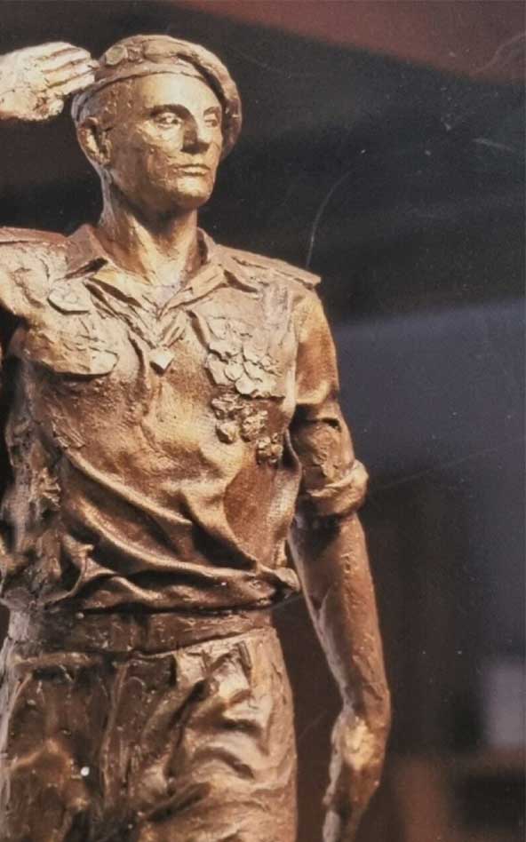 جدل في فرنسا بسبب تمثال يخلّد عسكرياً اشتهر بتعذيب الجزائريين