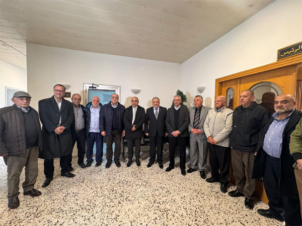 سفير دولة فلسطين يلتقي رئيس بلدية المية ومية والمجلس البلدي