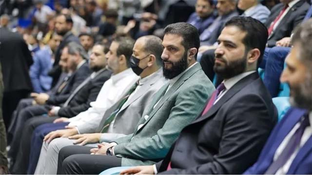 أغنية بكلمات "جنسية" أمام الشرع تثير جدلا في سوريا.. المحيسني يعلق